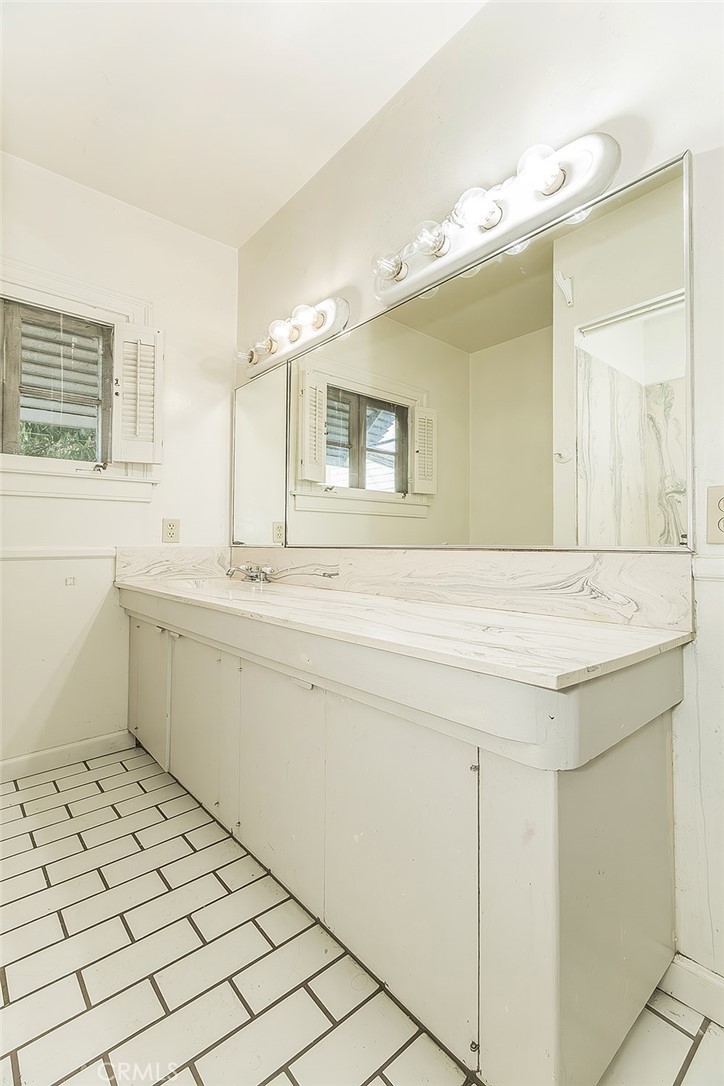 643 E Vassar, Fresno, CA 93704