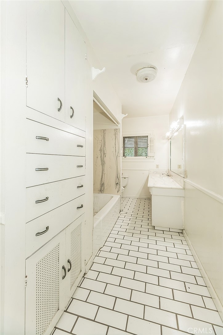 643 E Vassar, Fresno, CA 93704