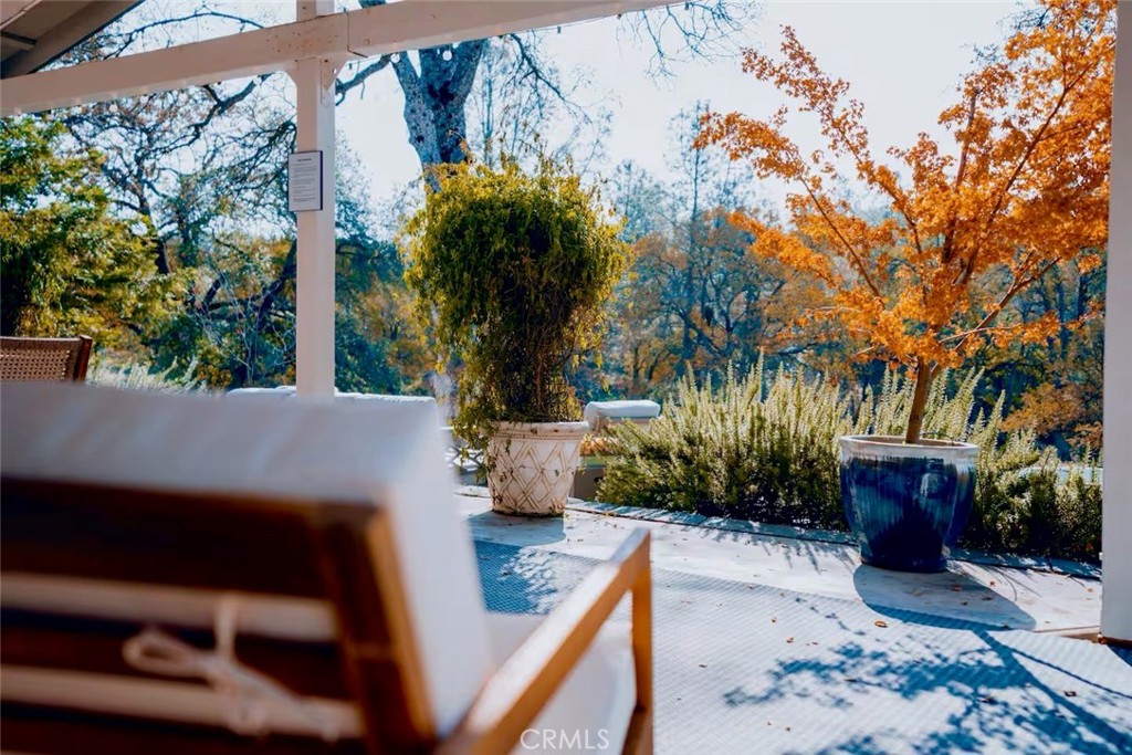 5615 Bear Trap Dr, Mariposa, CA 95338