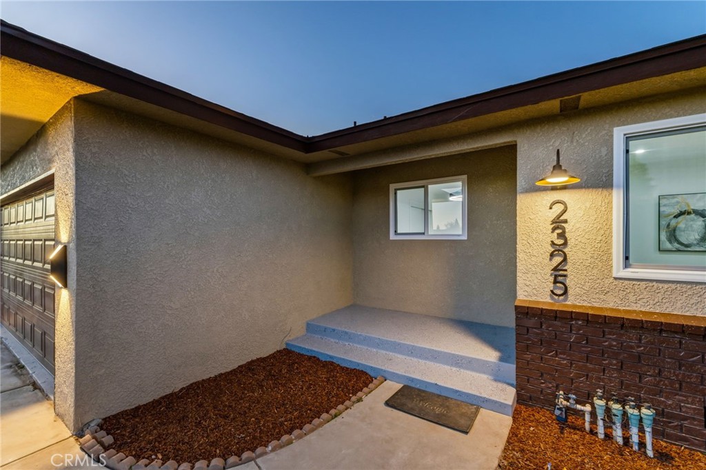 2325 Sierra Ave, Clovis, CA 93611