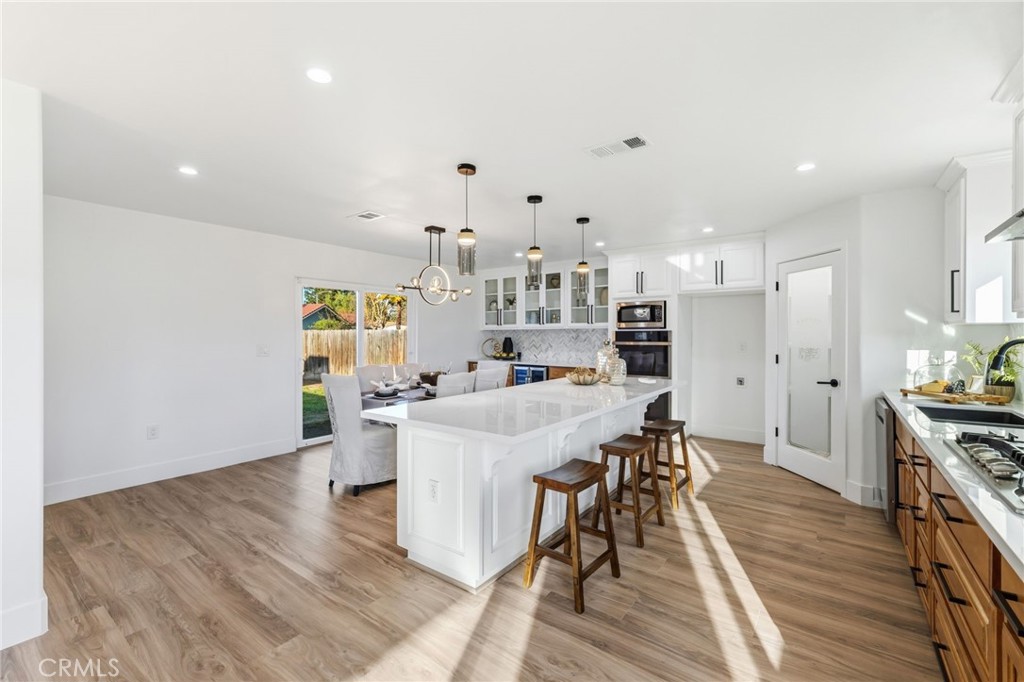 2325 Sierra Ave, Clovis, CA 93611