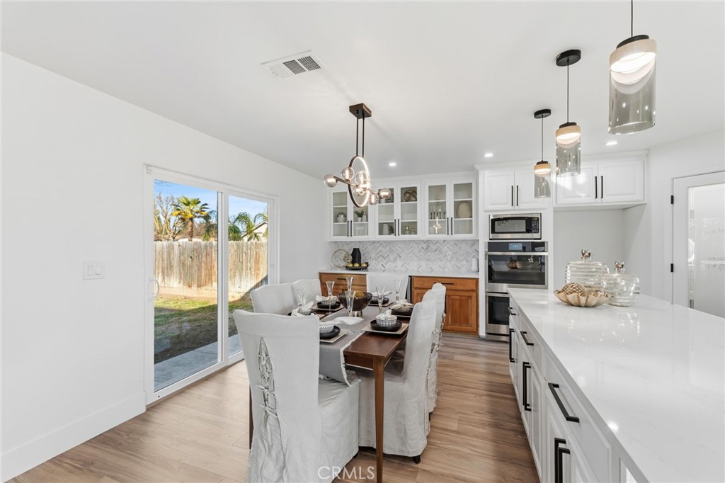 2325 Sierra Ave, Clovis, CA 93611