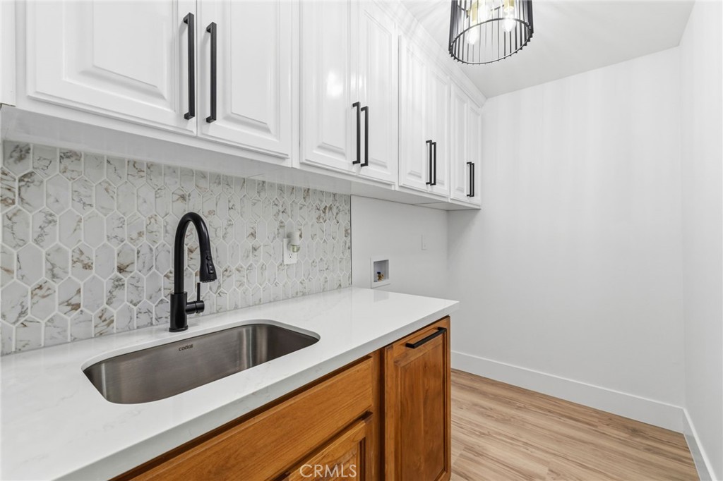 2325 Sierra Ave, Clovis, CA 93611