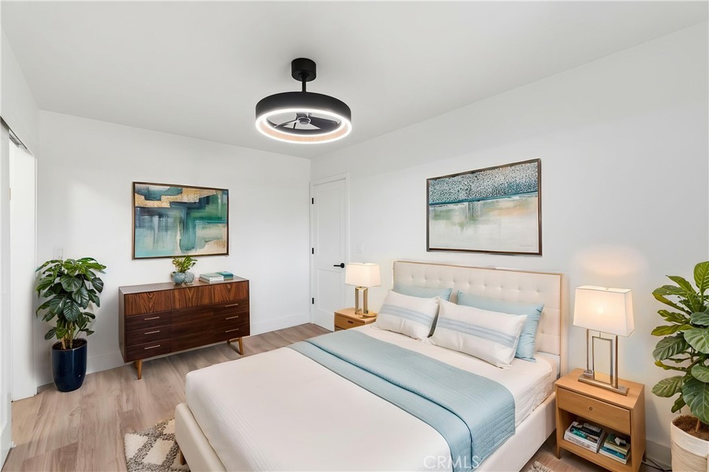 2325 Sierra Ave, Clovis, CA 93611