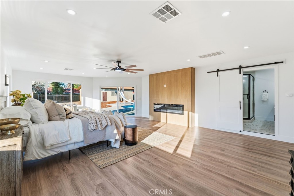 2325 Sierra Ave, Clovis, CA 93611