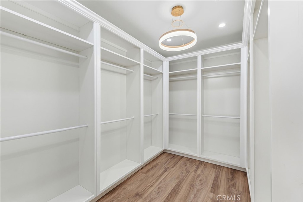 2325 Sierra Ave, Clovis, CA 93611