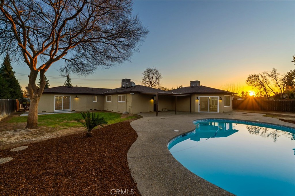 2325 Sierra Ave, Clovis, CA 93611