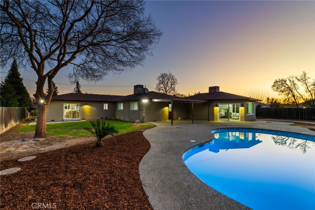 2325 Sierra Ave, Clovis, CA 93611