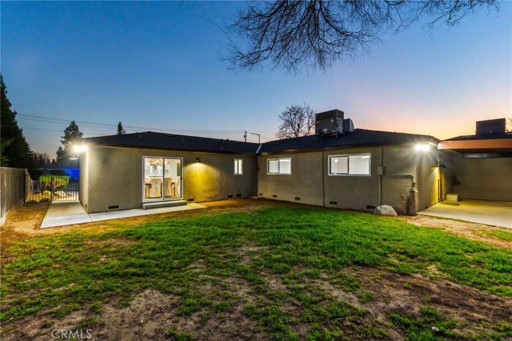 2325 Sierra Ave, Clovis, CA 93611