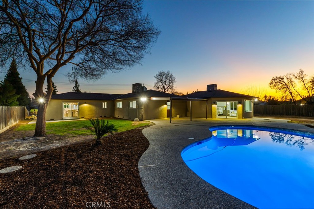 2325 Sierra Ave, Clovis, CA 93611