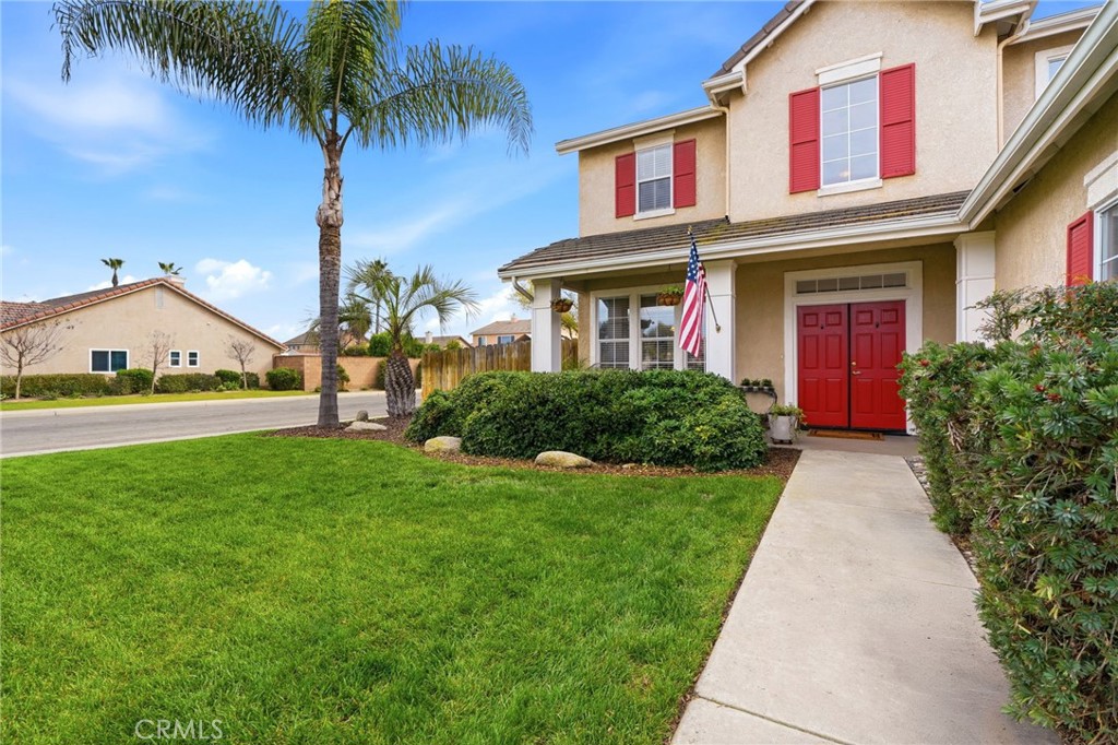 903 W Sandstone Ct, Hanford, CA 93230