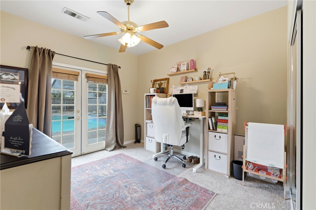 903 W Sandstone Ct, Hanford, CA 93230