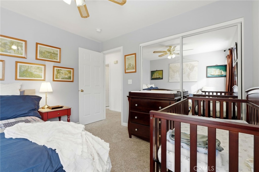 903 W Sandstone Ct, Hanford, CA 93230