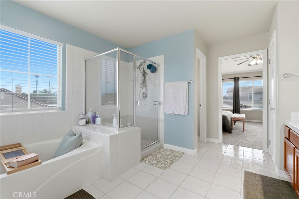 903 W Sandstone Ct, Hanford, CA 93230