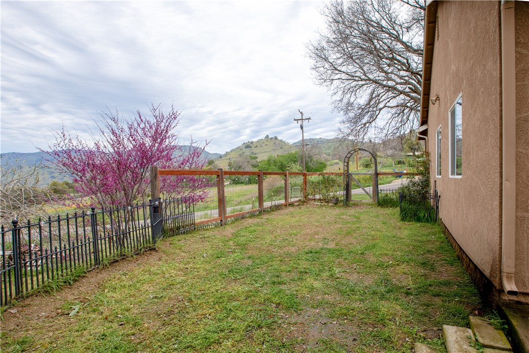 39313 Squaw Valley, Squaw Valley, CA 93675