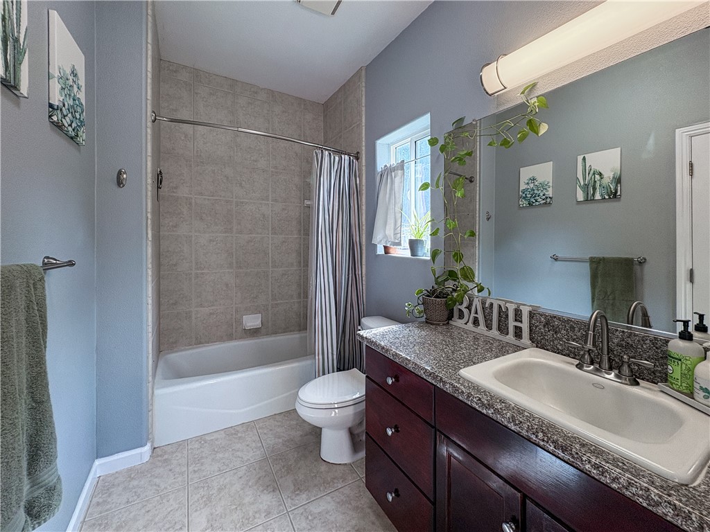 39313 Squaw Valley, Squaw Valley, CA 93675