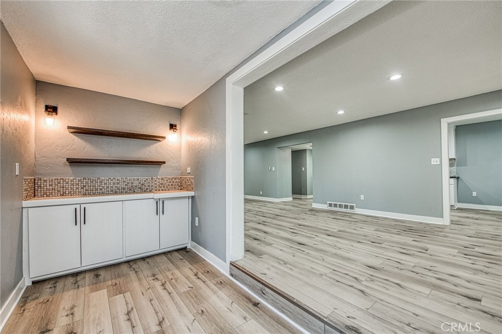 5435 N Bond St, Fresno, CA 93710