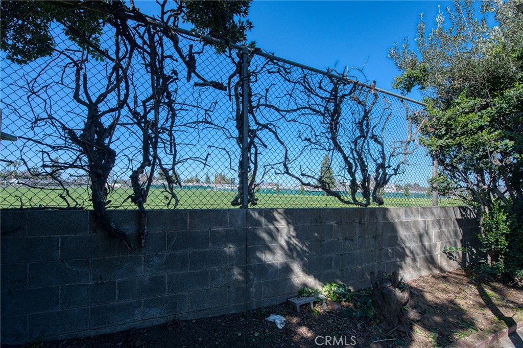 5435 N Bond St, Fresno, CA 93710