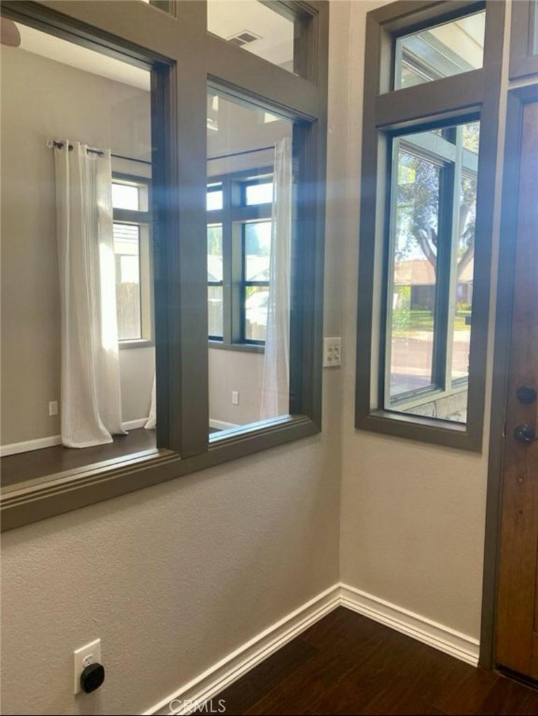 4800 W Crowley Ct, Visalia, CA 93291