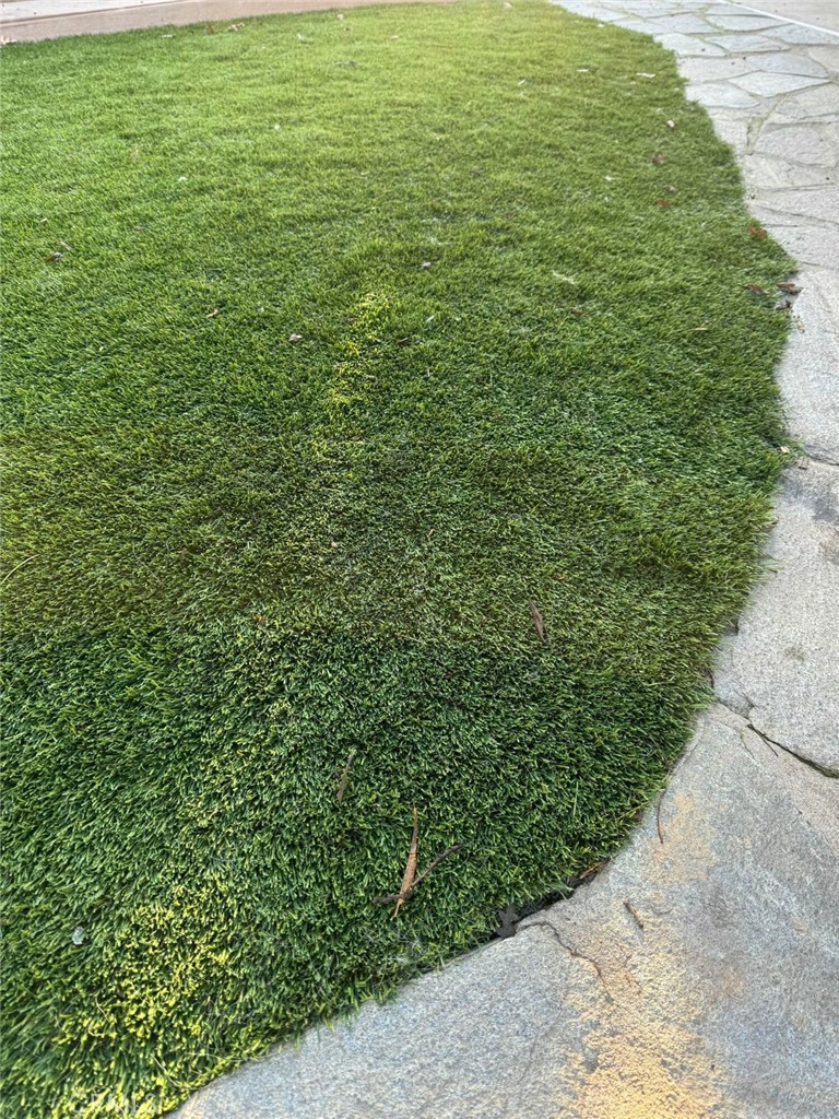 4800 W Crowley Ct, Visalia, CA 93291