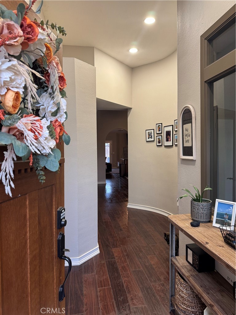 4800 W Crowley Ct, Visalia, CA 93291