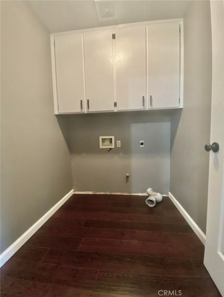 4800 W Crowley Ct, Visalia, CA 93291