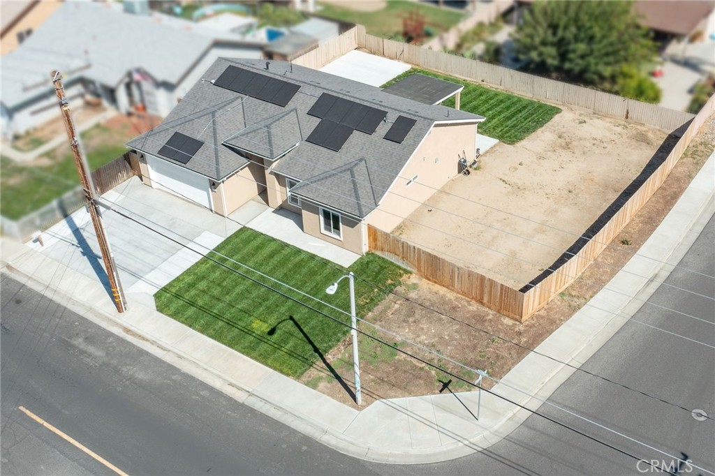 775 775 Kimball Ln, Hanford, CA 93230