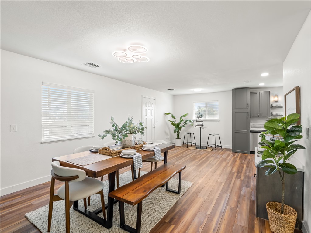 4785 E Washington, Fresno, CA 93702