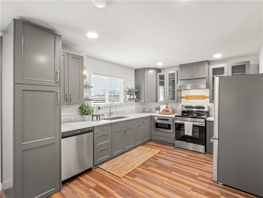 4785 E Washington, Fresno, CA 93702