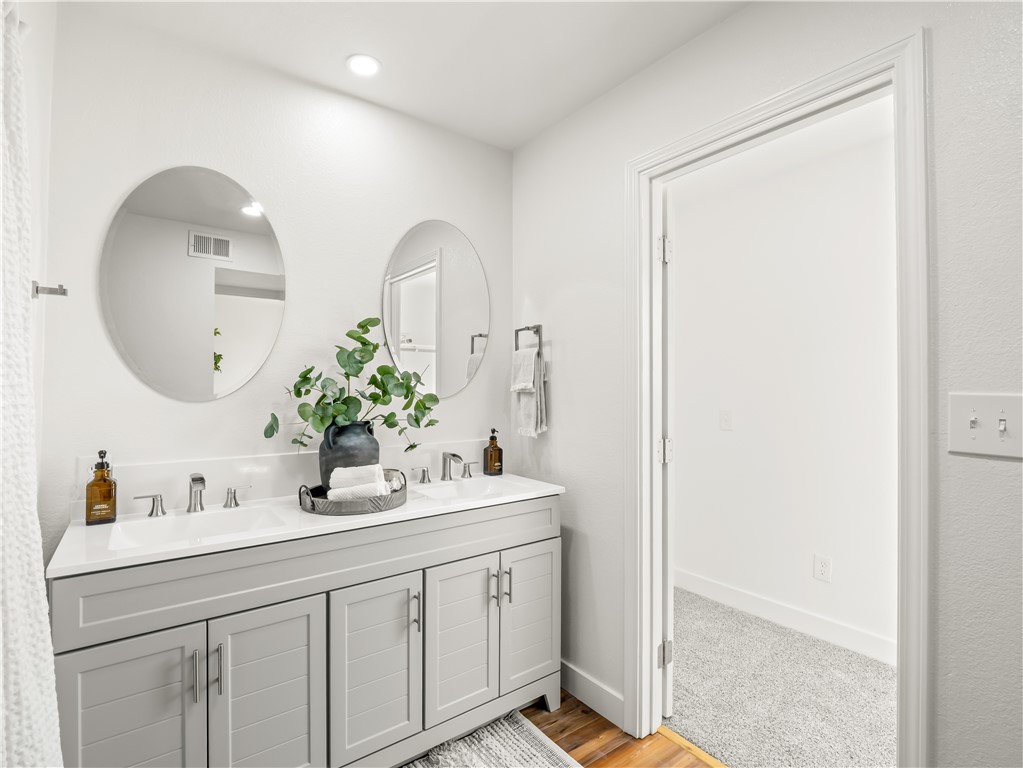 4785 E Washington, Fresno, CA 93702