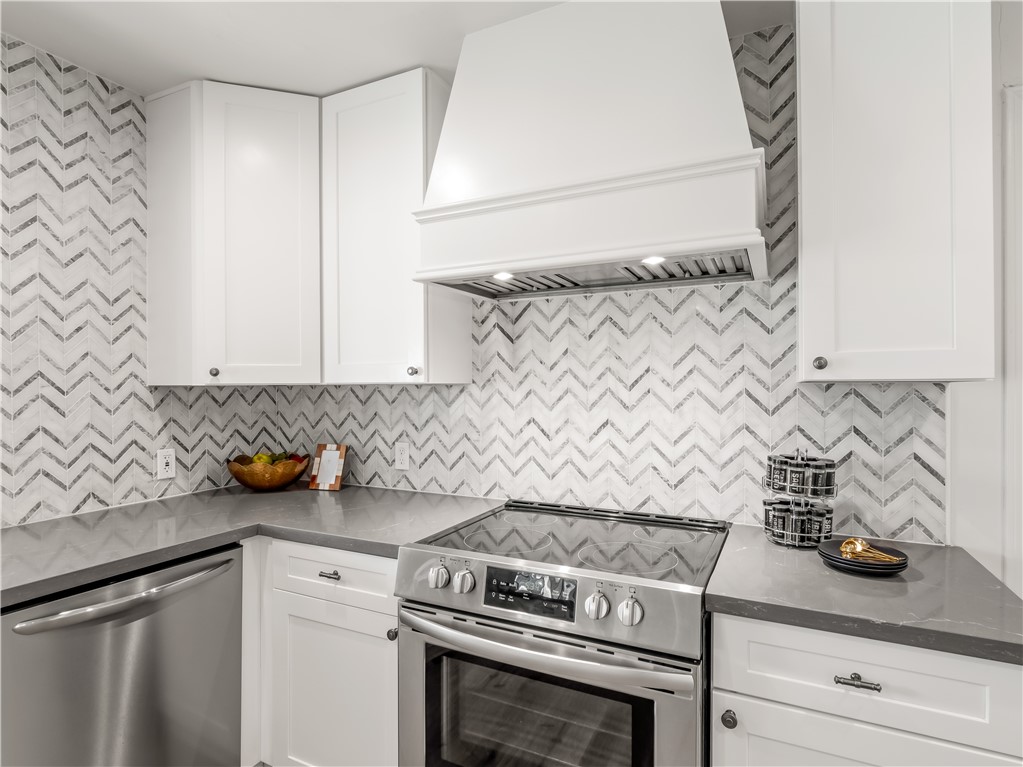 9321 E Bullard, Clovis, CA 93619