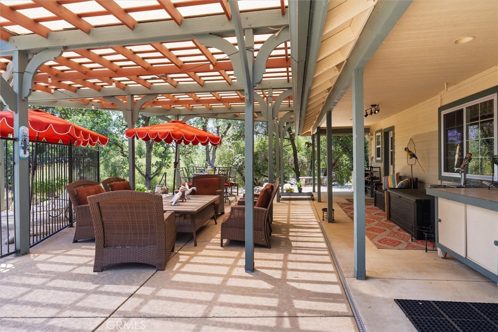 45740 Green Lake Ct, Coarsegold, CA 93614