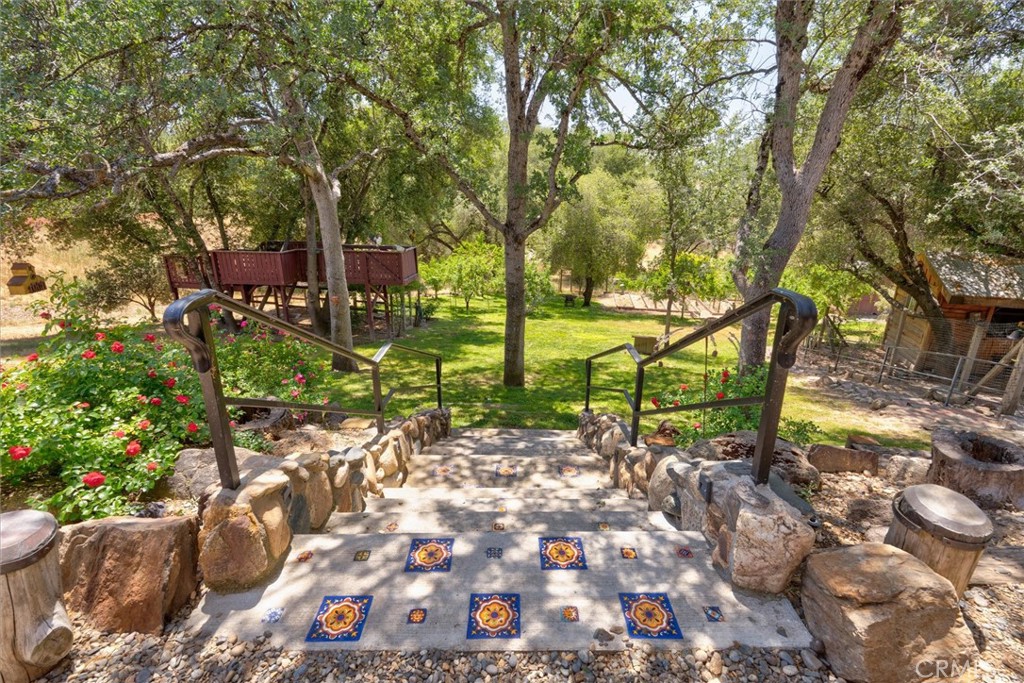 45740 Green Lake Ct, Coarsegold, CA 93614