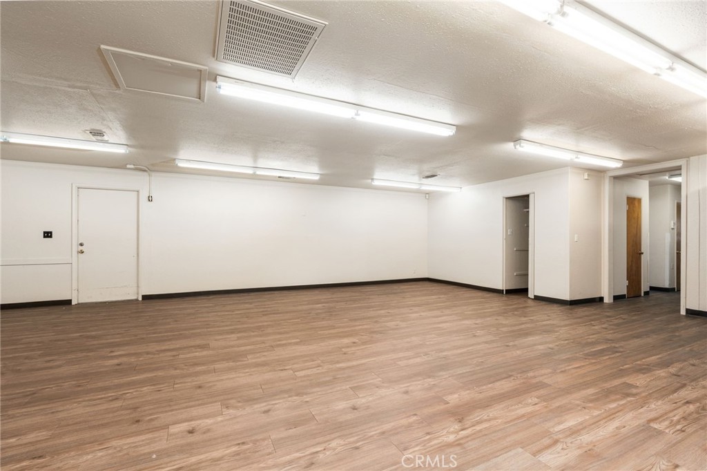 422 E Shields Ave, Fresno, CA 93704