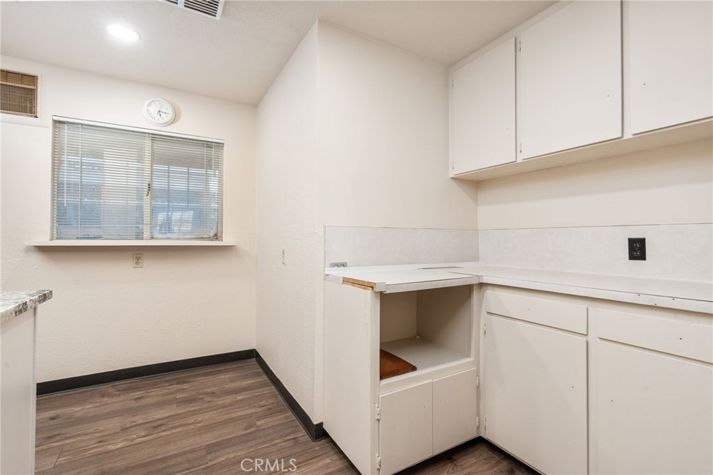 422 E Shields Ave, Fresno, CA 93704