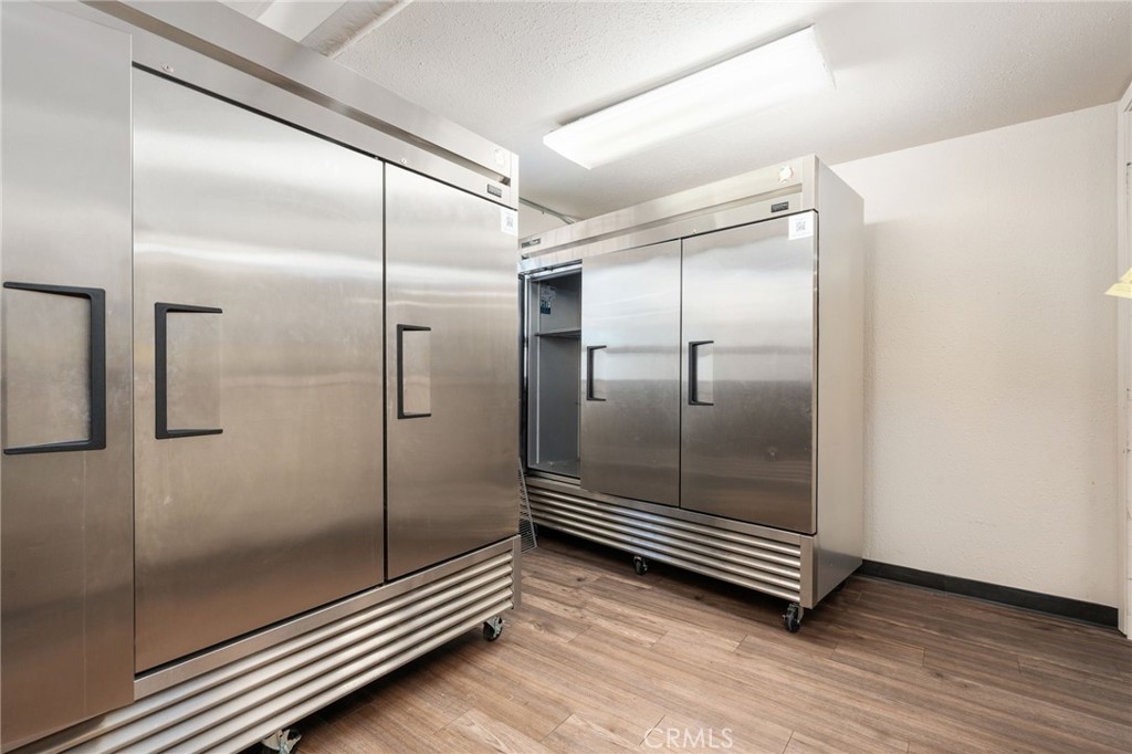 422 E Shields Ave, Fresno, CA 93704