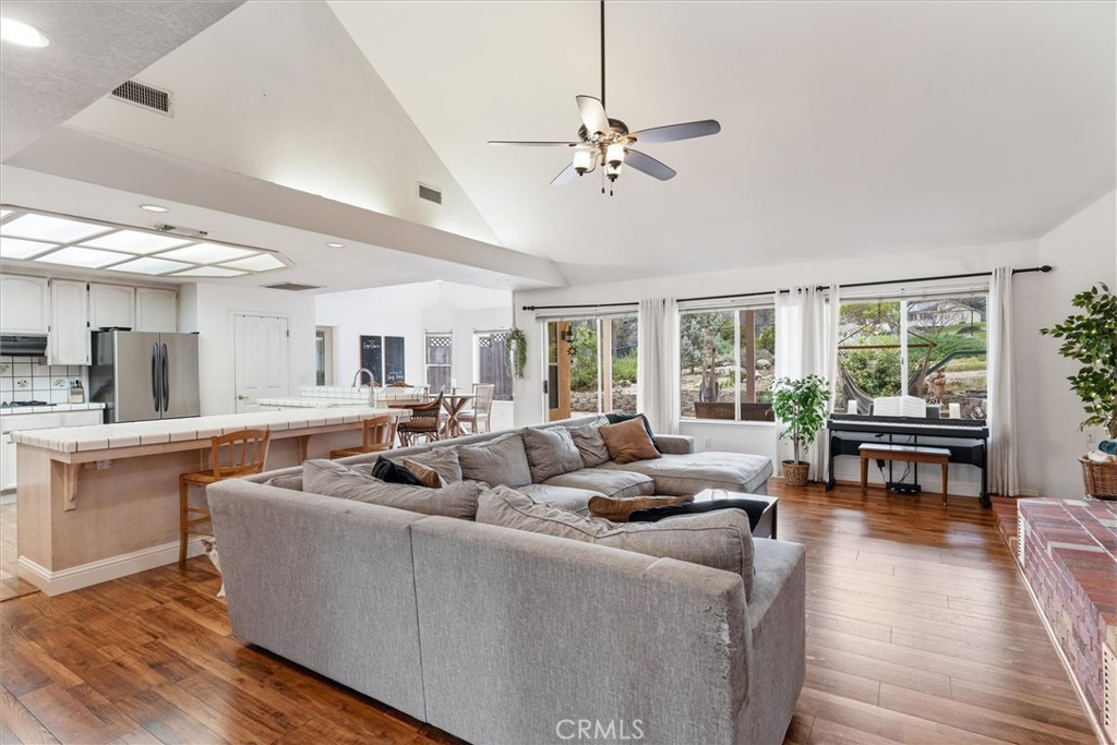 40484 Goldside Dr, Oakhurst, CA 93644