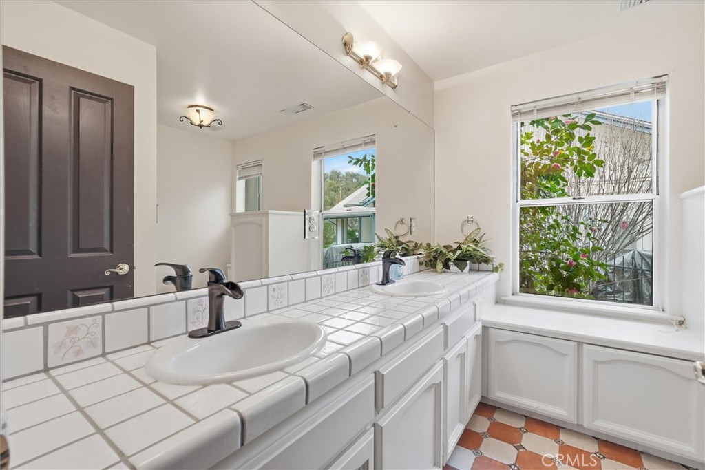 40484 Goldside Dr, Oakhurst, CA 93644