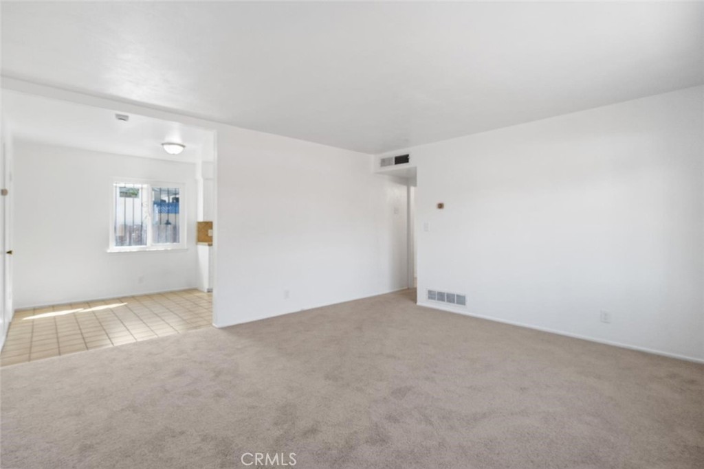 4584 E Tulare, Fresno, CA 93702