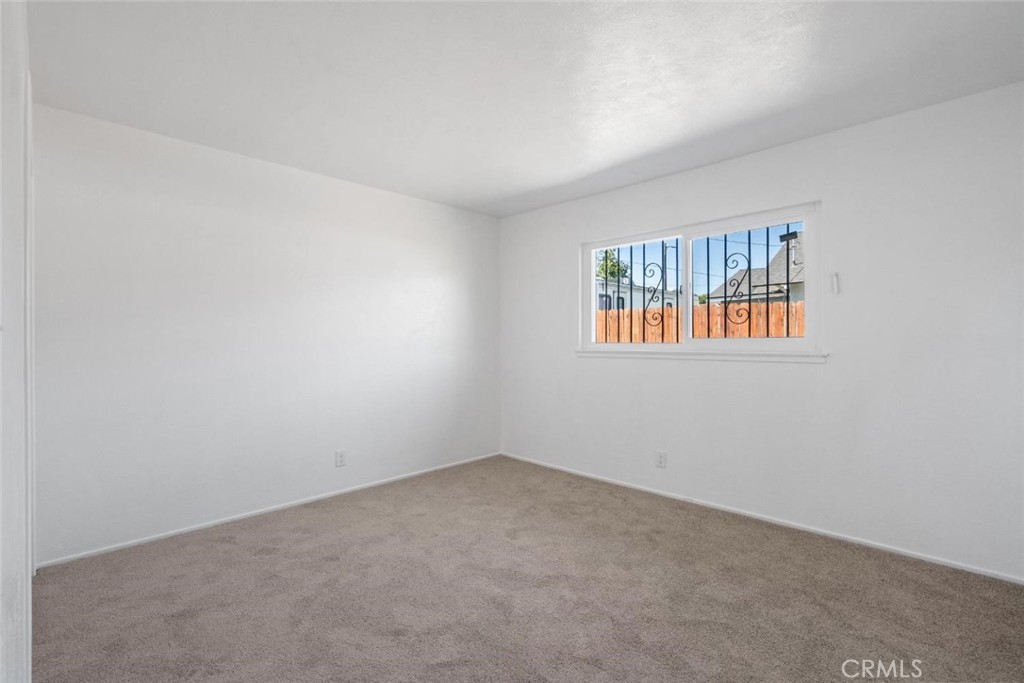 4584 E Tulare, Fresno, CA 93702