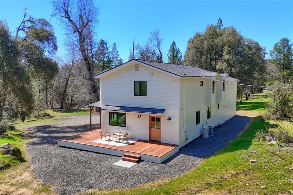 3181 B Triangle Park Dr, Mariposa, CA 95338