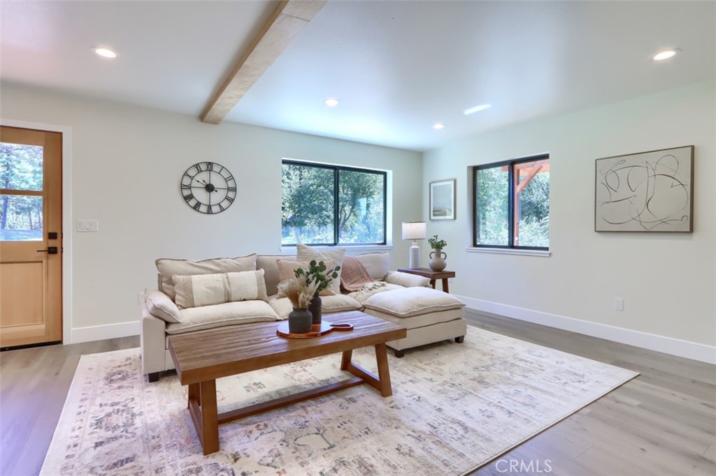 3181 B Triangle Park Dr, Mariposa, CA 95338