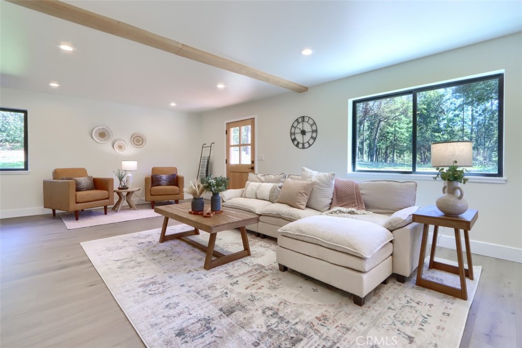 3181 B Triangle Park Dr, Mariposa, CA 95338