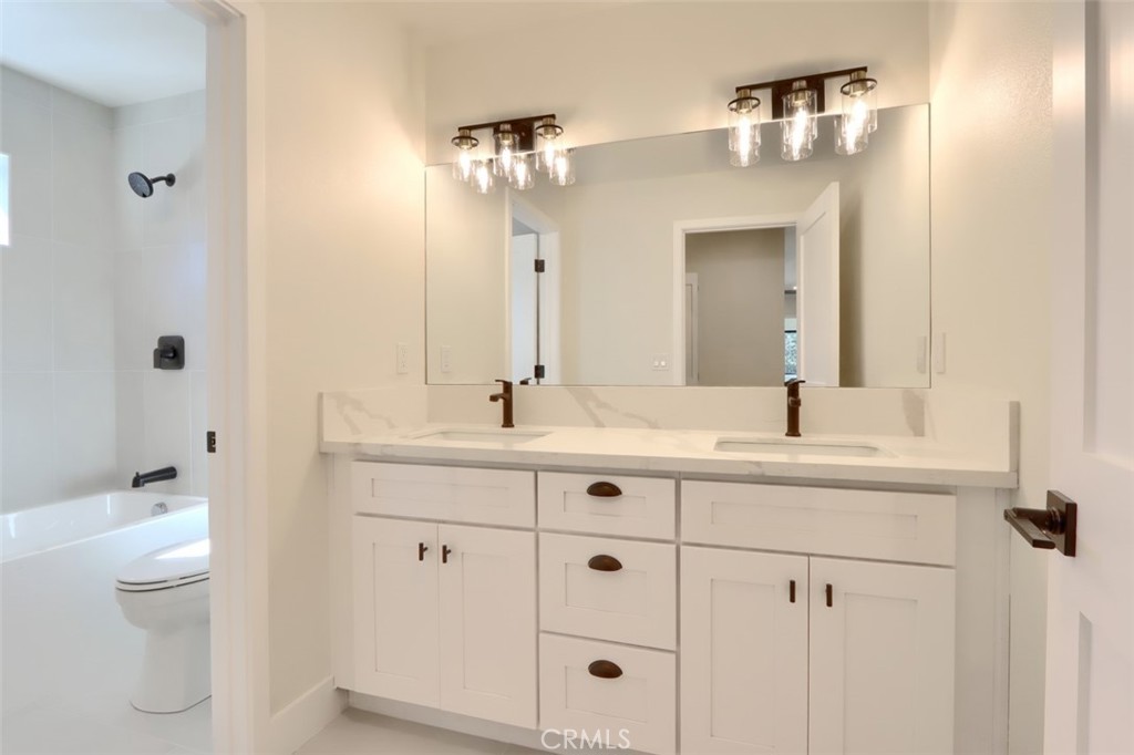 3181 B Triangle Park Dr, Mariposa, CA 95338