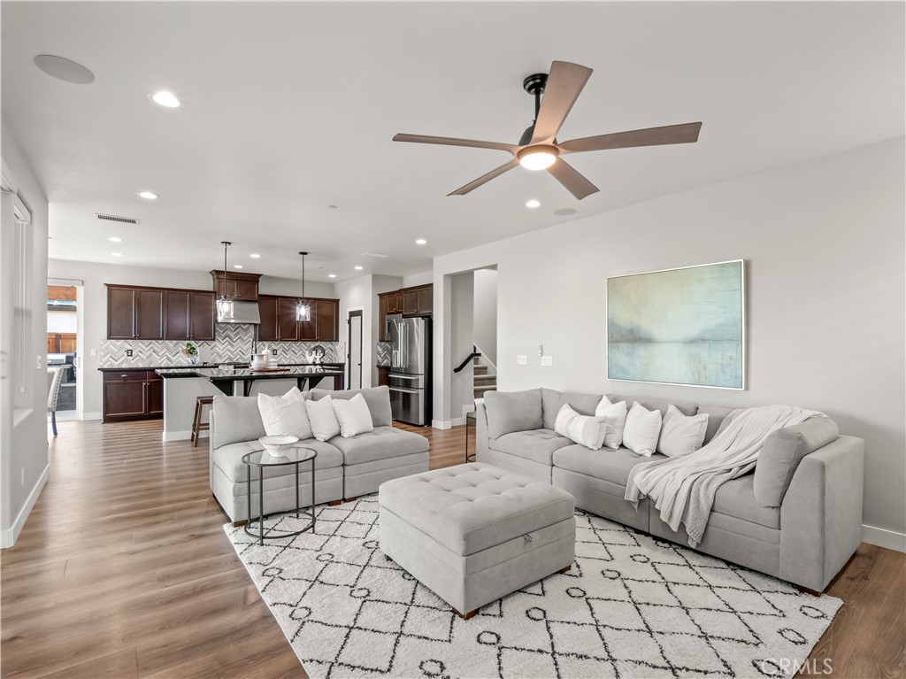 4483 Crown Bluffs Dr, Madera, CA 93636