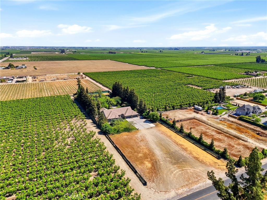 40912 Road 40, Dinuba, CA 93618