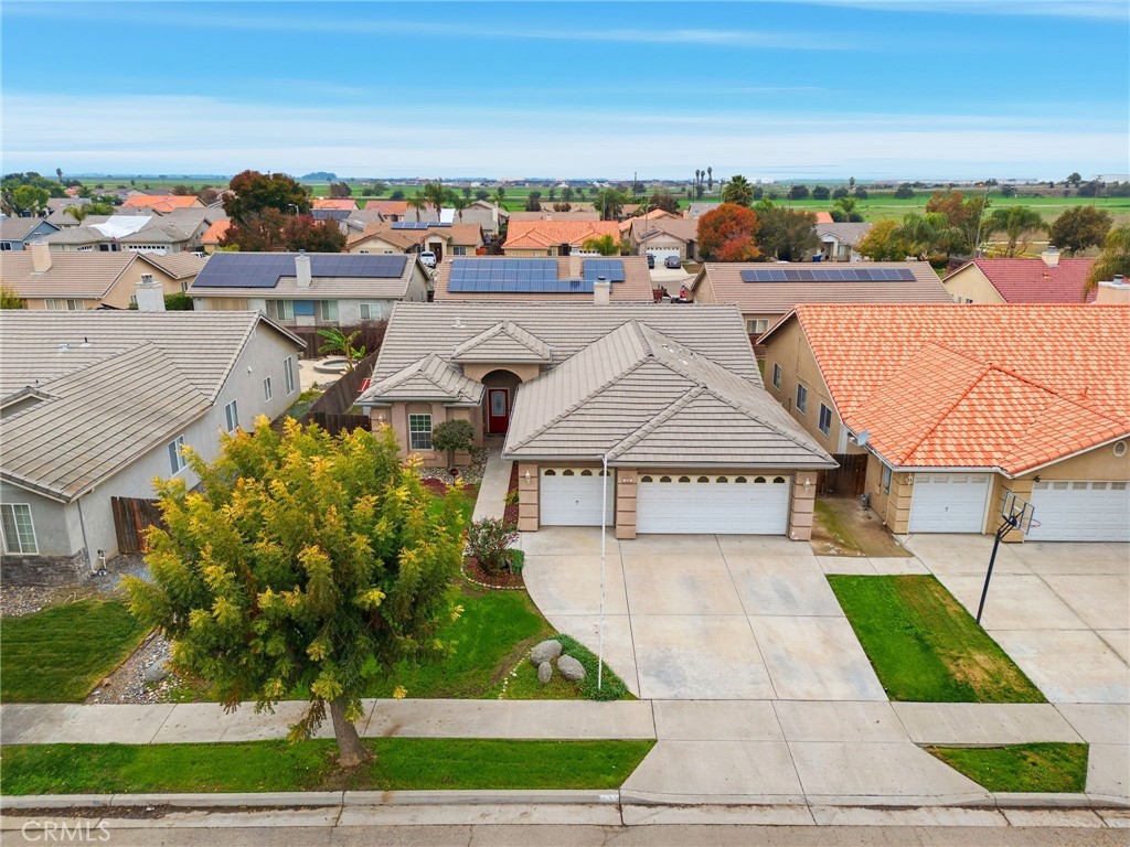535 Mallard, Lemoore, CA 93245