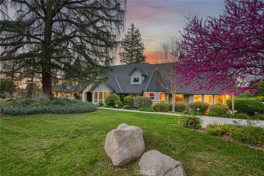 2649 Heritage Ave, Clovis, CA 93619