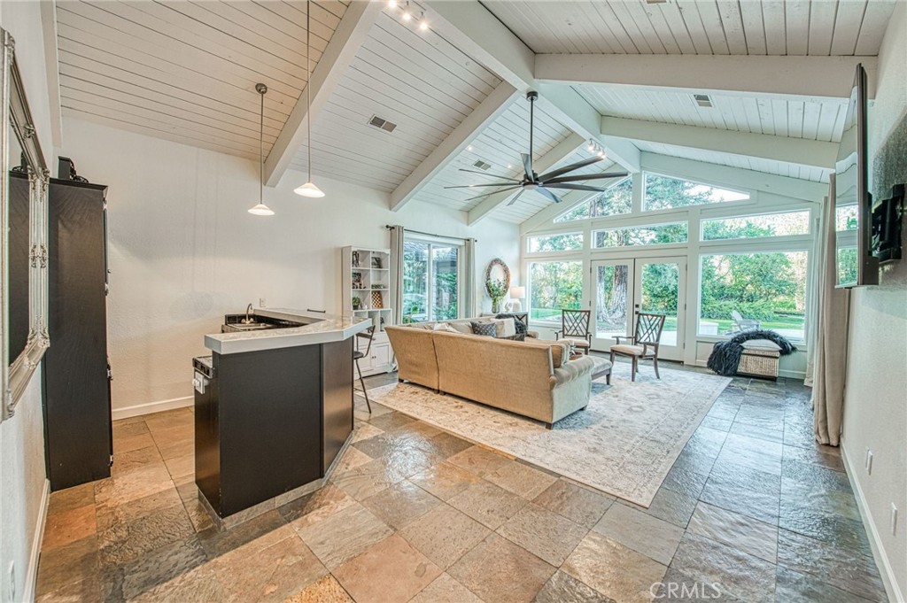 2649 Heritage Ave, Clovis, CA 93619