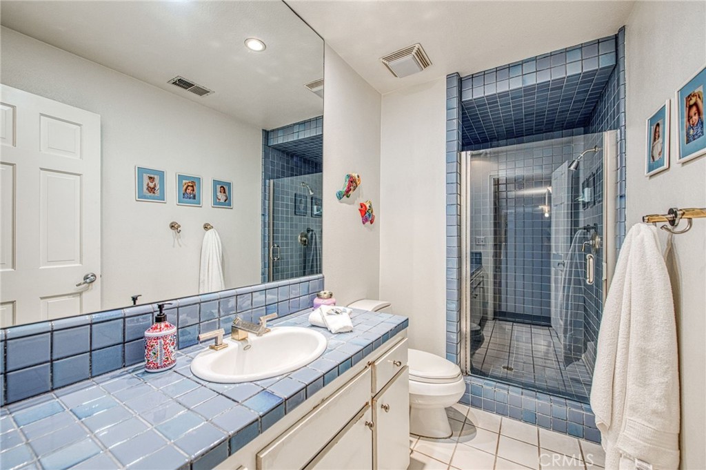 2649 Heritage Ave, Clovis, CA 93619